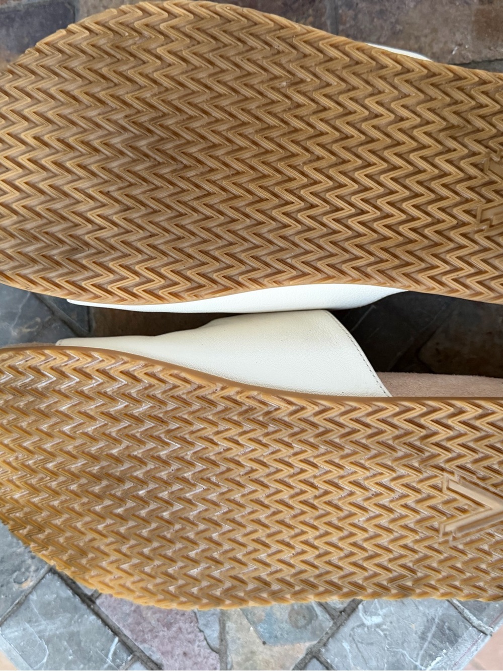 Vionic Elara slide - Picture 4 of 4